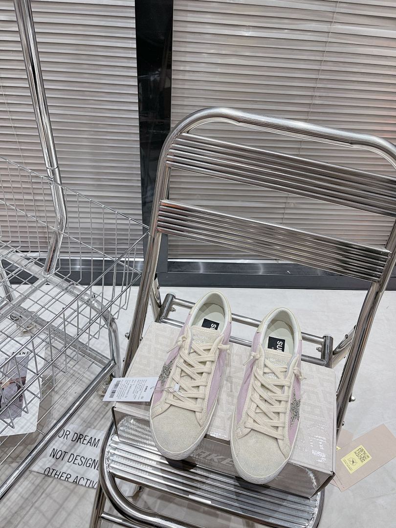 Golden Goose Deluxe Brand 7 - Image 9