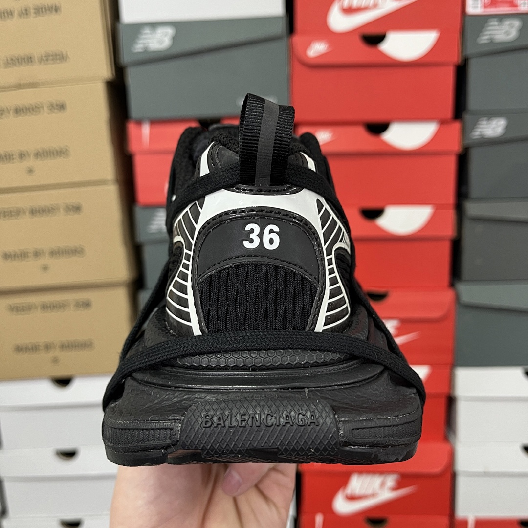 Balenciaga 3XL Extreme Lace - Image 18
