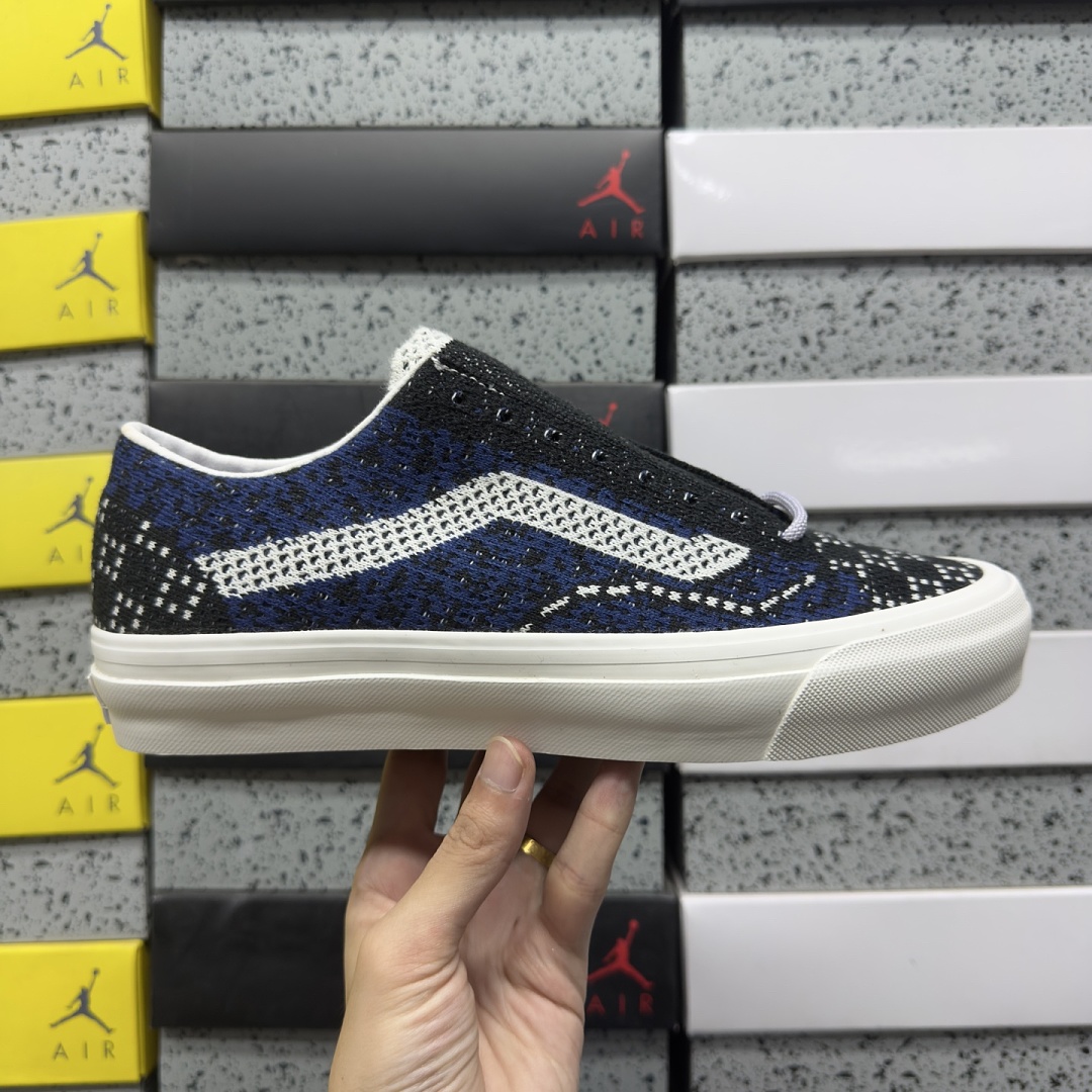 Vans LX Old Skool 36 VN000EFKBX9 (Black Blue) - Image 4