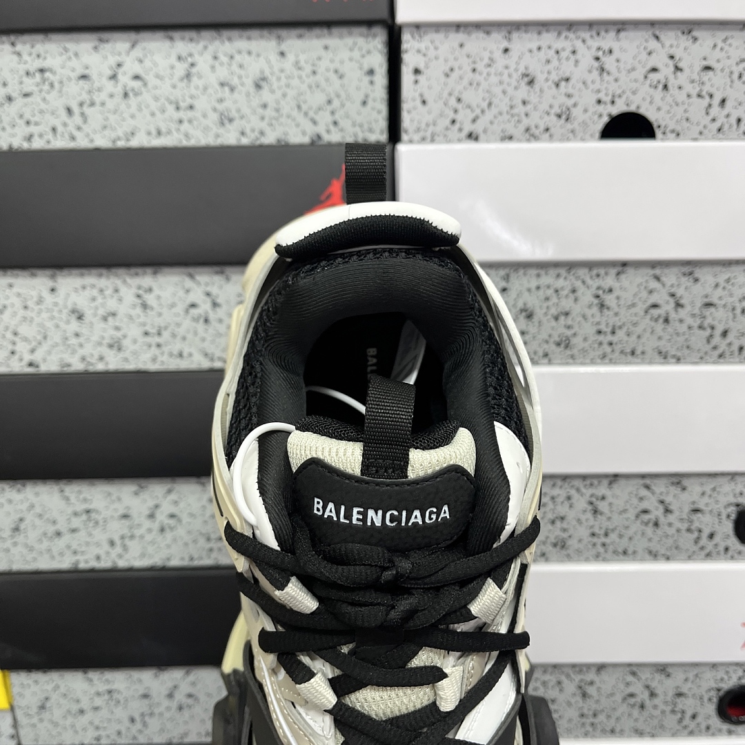 Balenciaga Track - Image 10