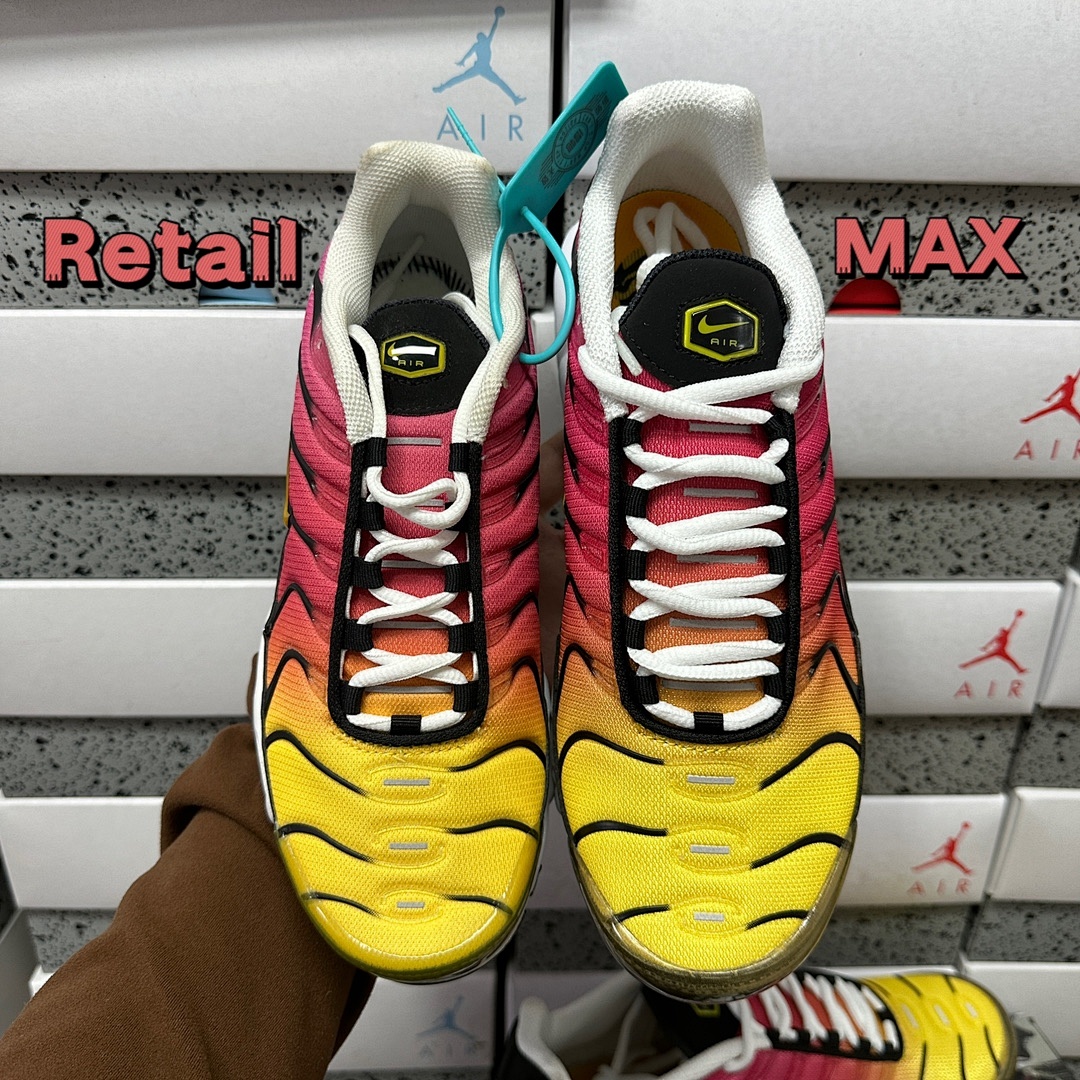 Nike Air Max Plus Yellow Pink Gradient - Image 5