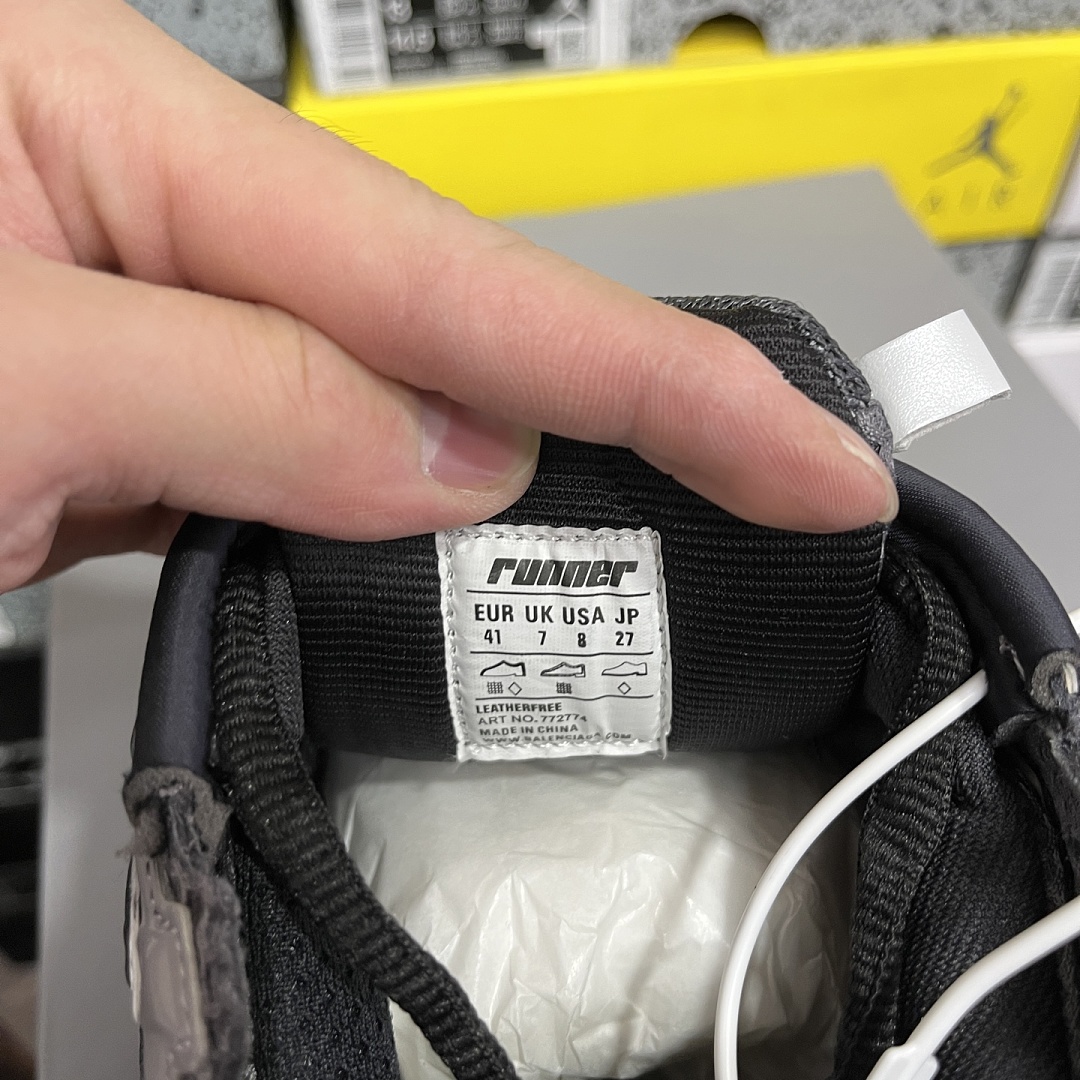 Balenciaga BLCG Runner 7.5 - Image 9