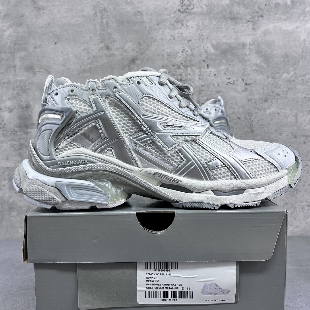 Balenciaga Runner - Image 73