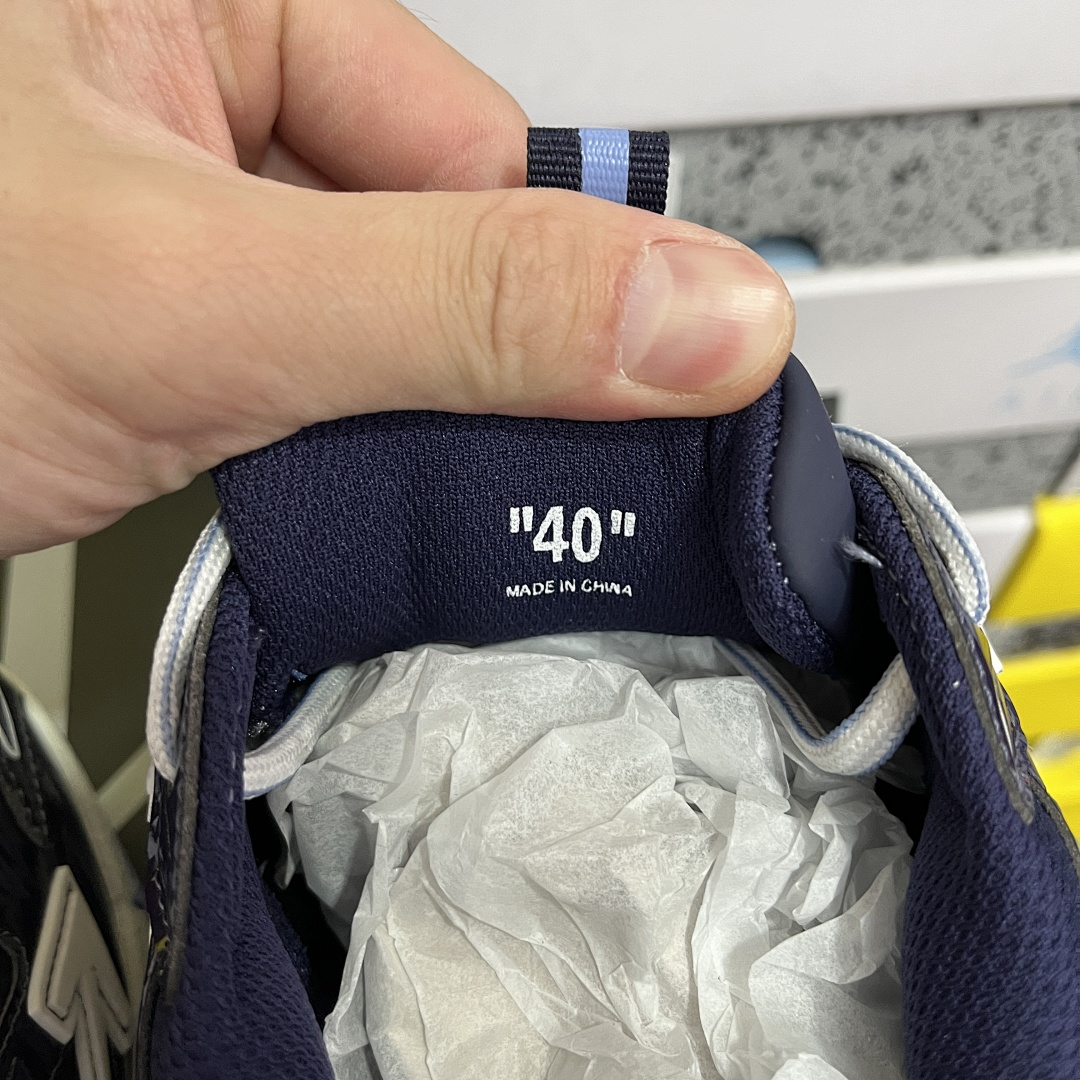 Off-White Be Right Back (Navy Blue) - Image 3