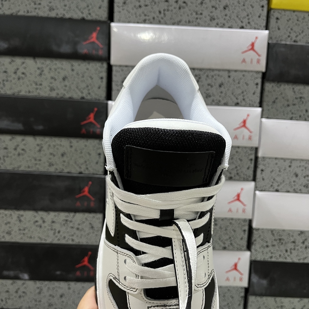 Off-White Out Of Office OOO Low Tops - Image 4