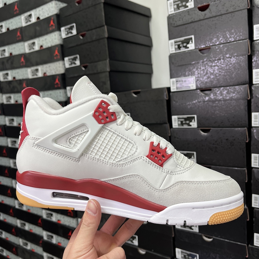Nike Varsity Red SB (White) - Image 3