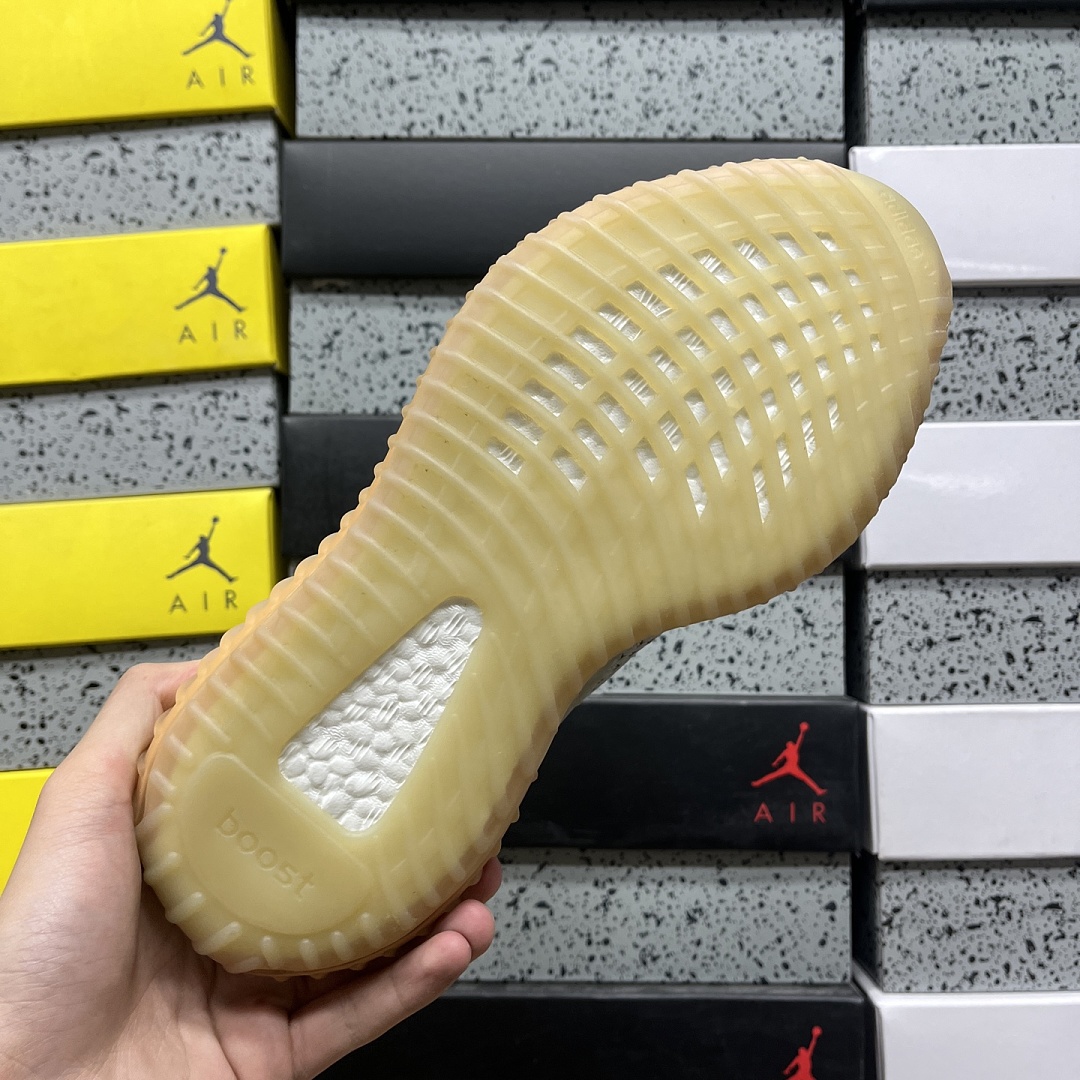 Adidas Yeezy Boost 350 V2 - Image 7