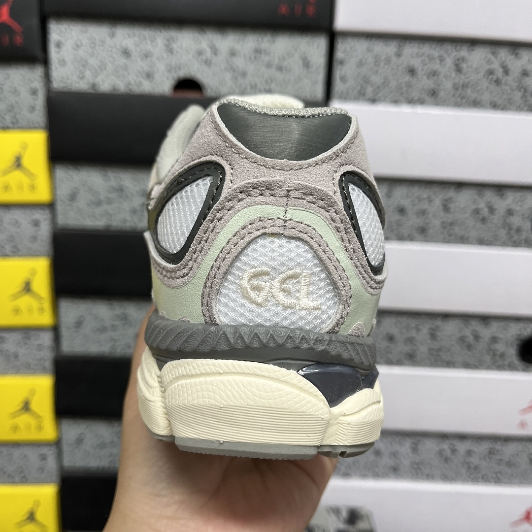ASICS Gel-NYC Oyster (Grey) - Image 6