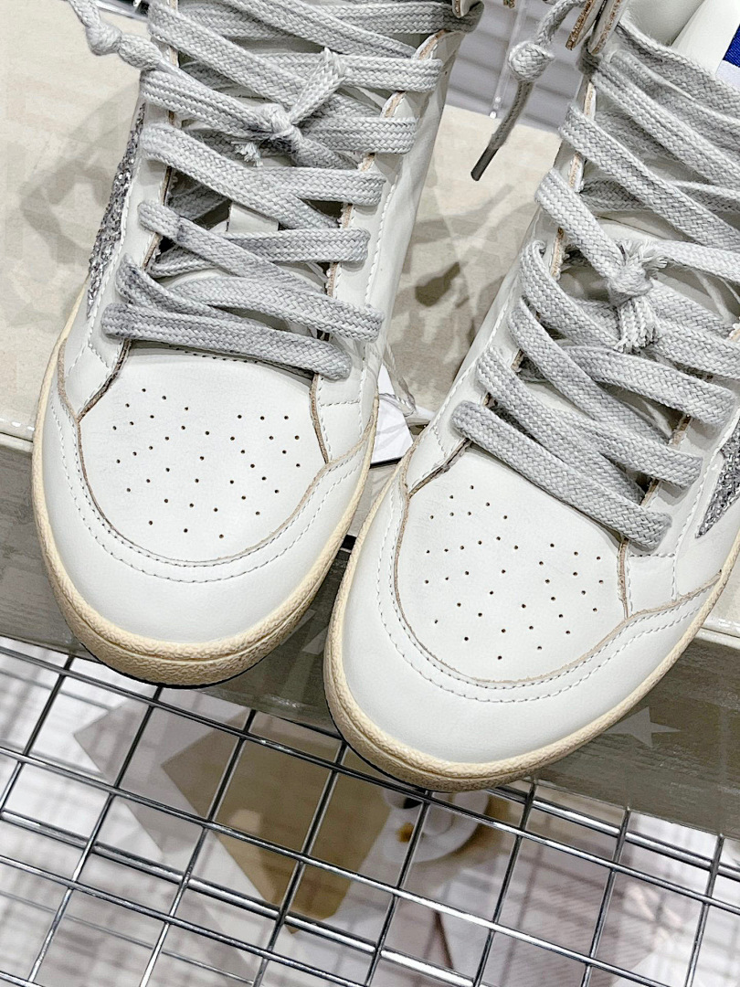 Golden Goose Deluxe Brand 25 - Image 4