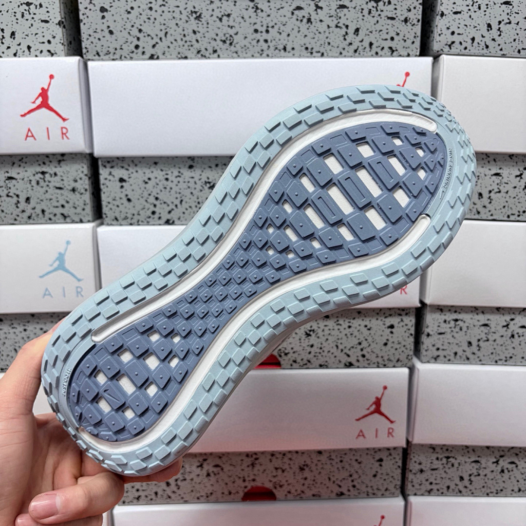Nike Vomero Plus Football Grey Ashen (Slate) - Image 2