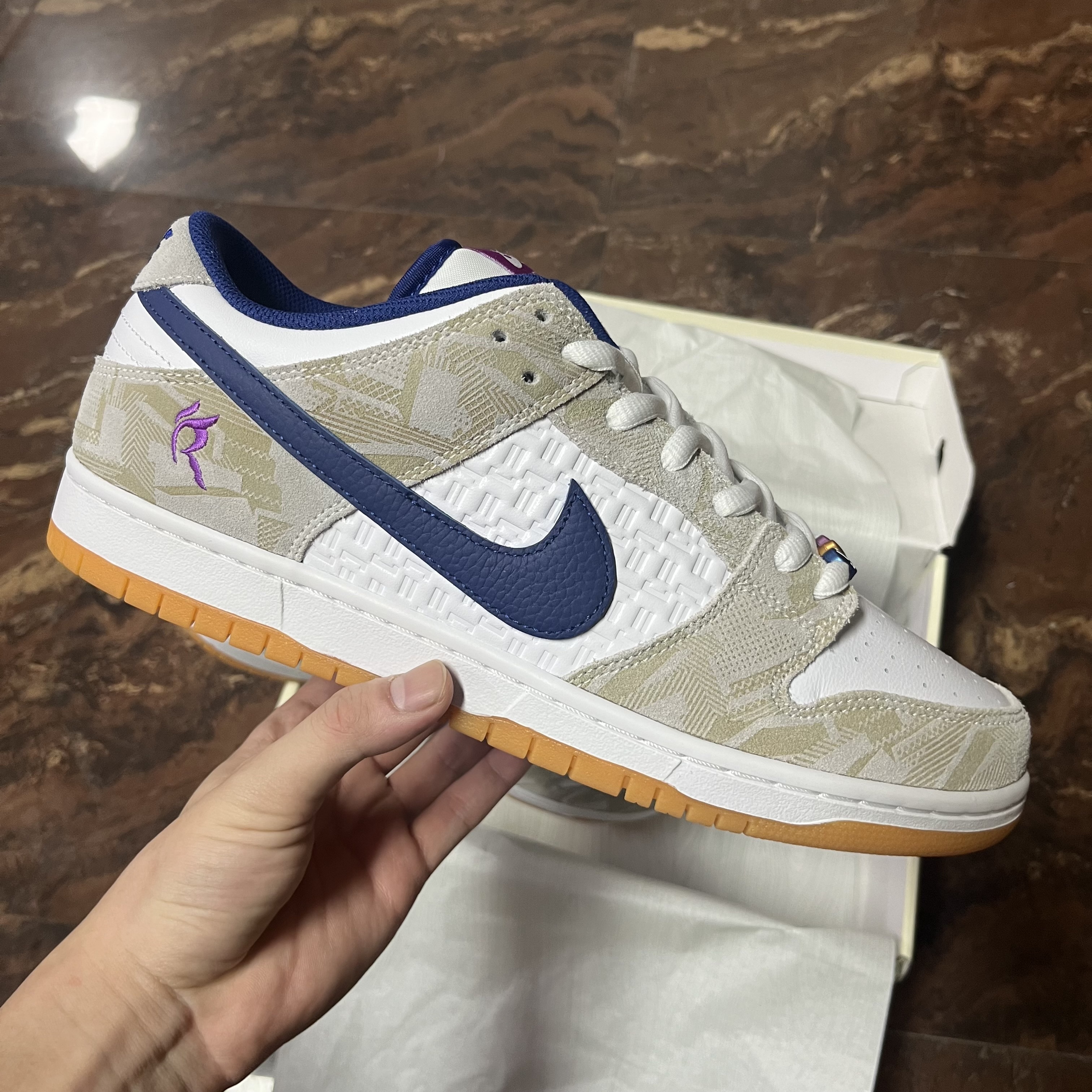 Nike SB Dunk Low Rayssa Leal - Image 14