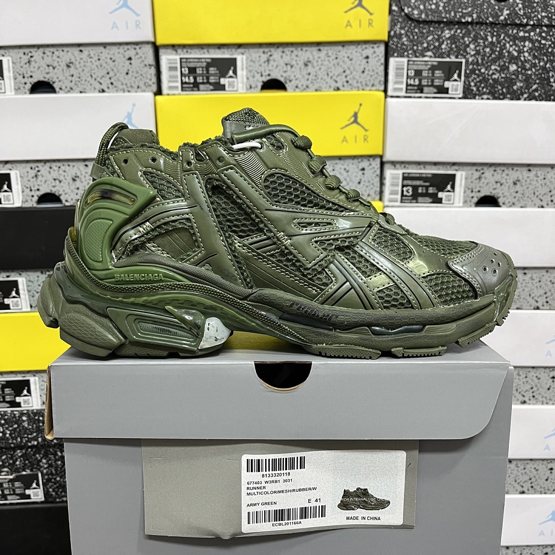 Balenciaga BLCG Runner 7.0
