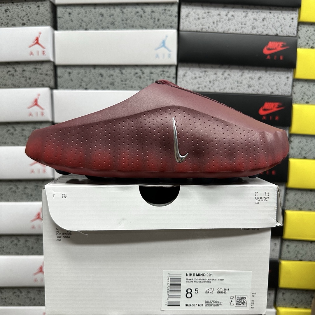 Nike Mind 001 Slide Team Red University