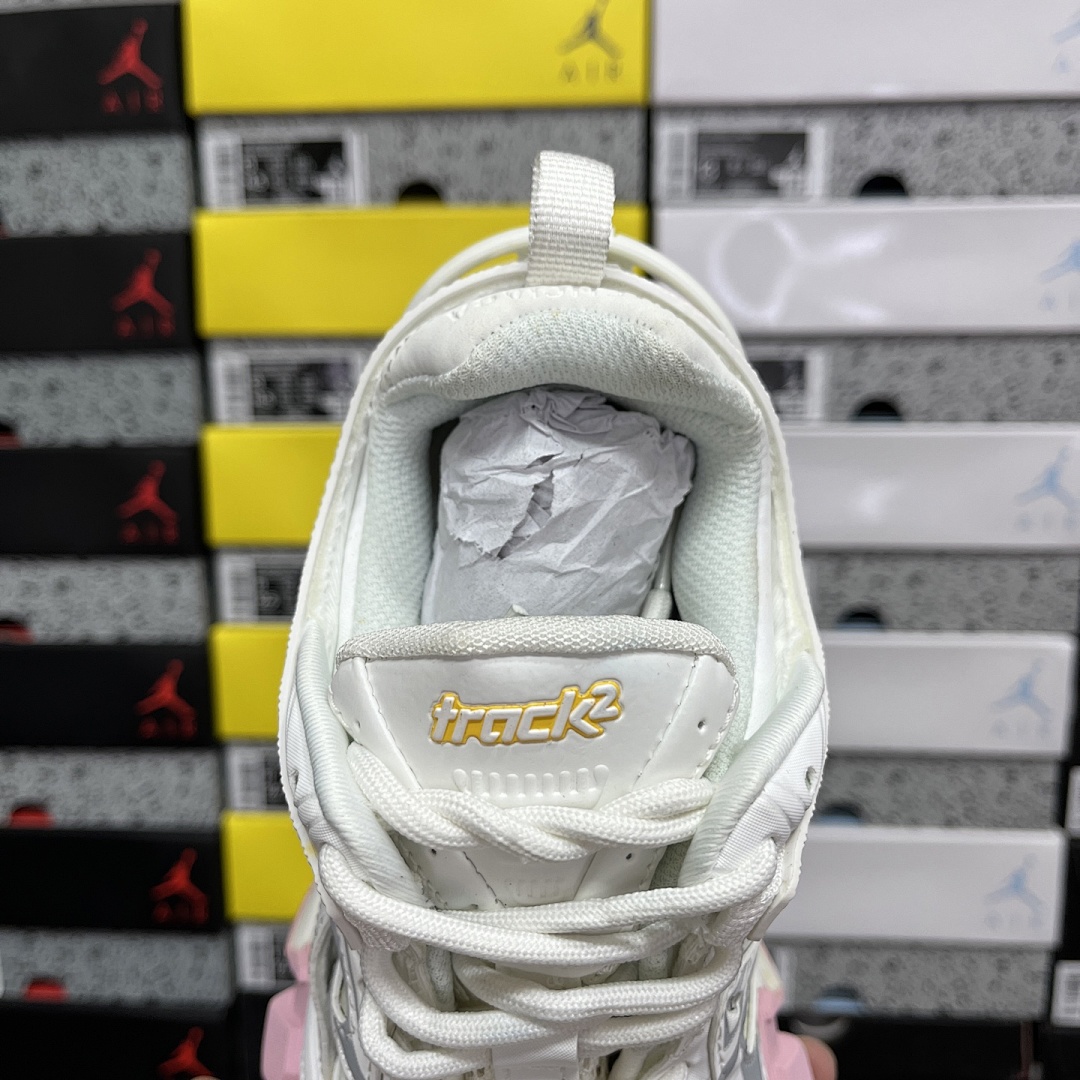 Balenciaga Track 2.0 - Image 17