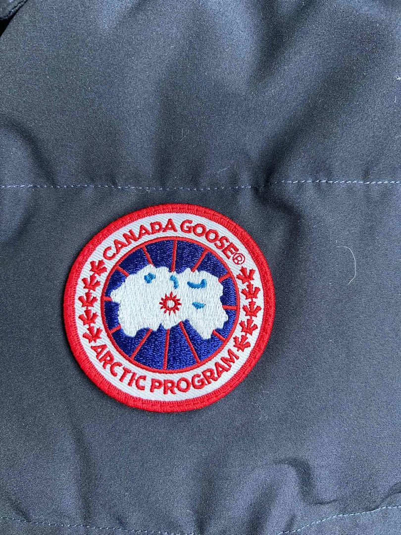 Canada Goose Wyndham Parka - Image 14