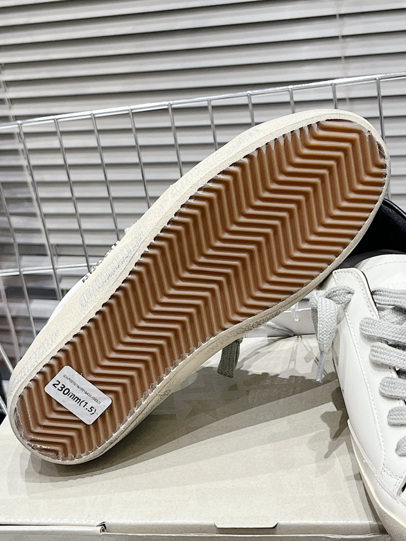 Golden Goose Deluxe Brand 23 - Image 2
