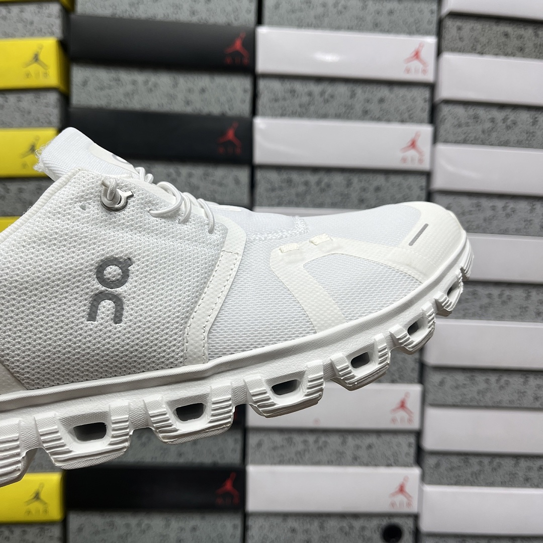 On Running Running Cloud 6 All White 3MF10071200 - Image 6