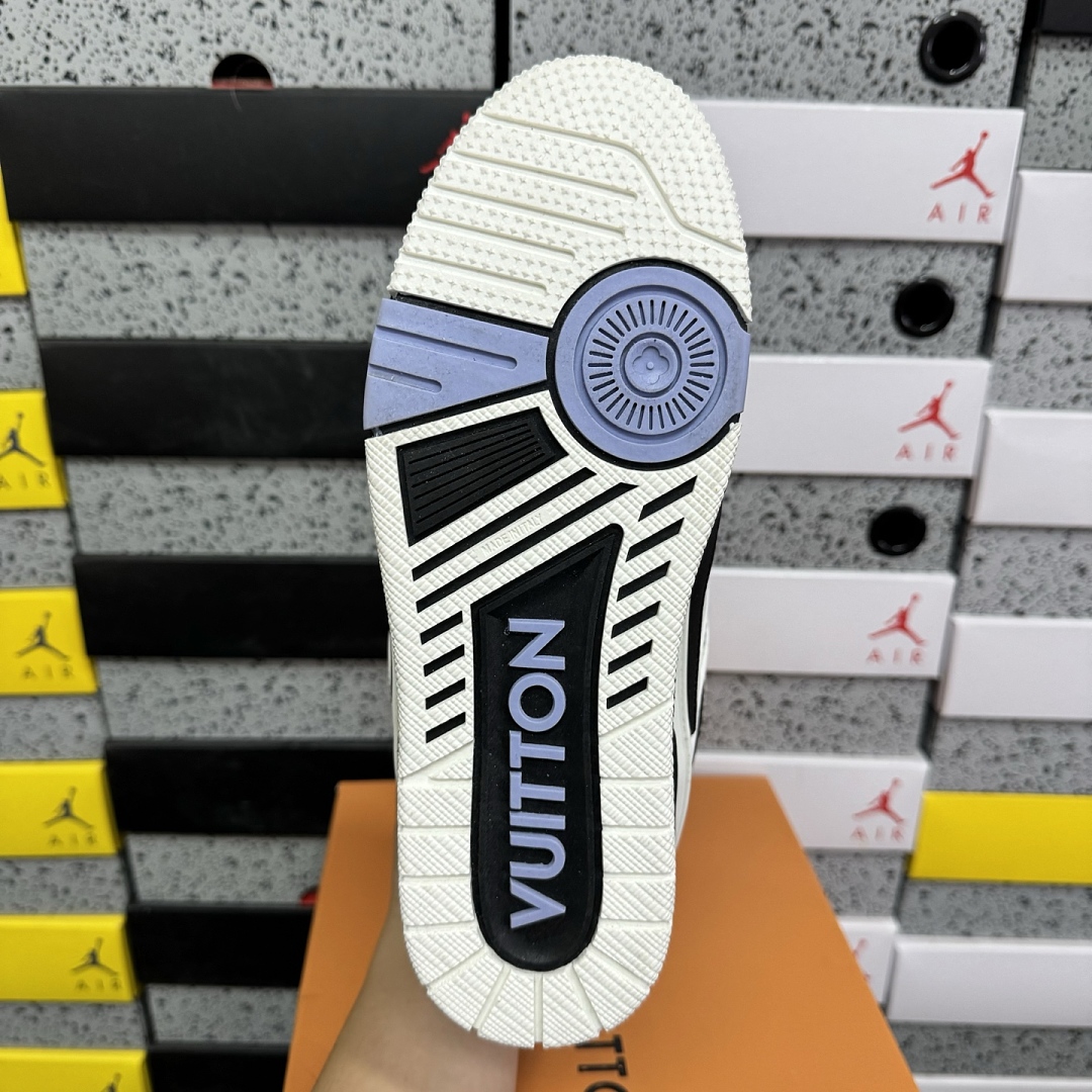 Louis Vuitton Skate Sneaker SK8 (Black Grey Blue) - Image 5