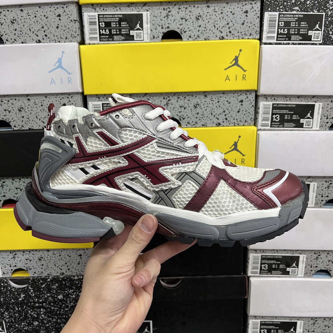 Balenciaga BLCG Runner 7.0 - Image 8
