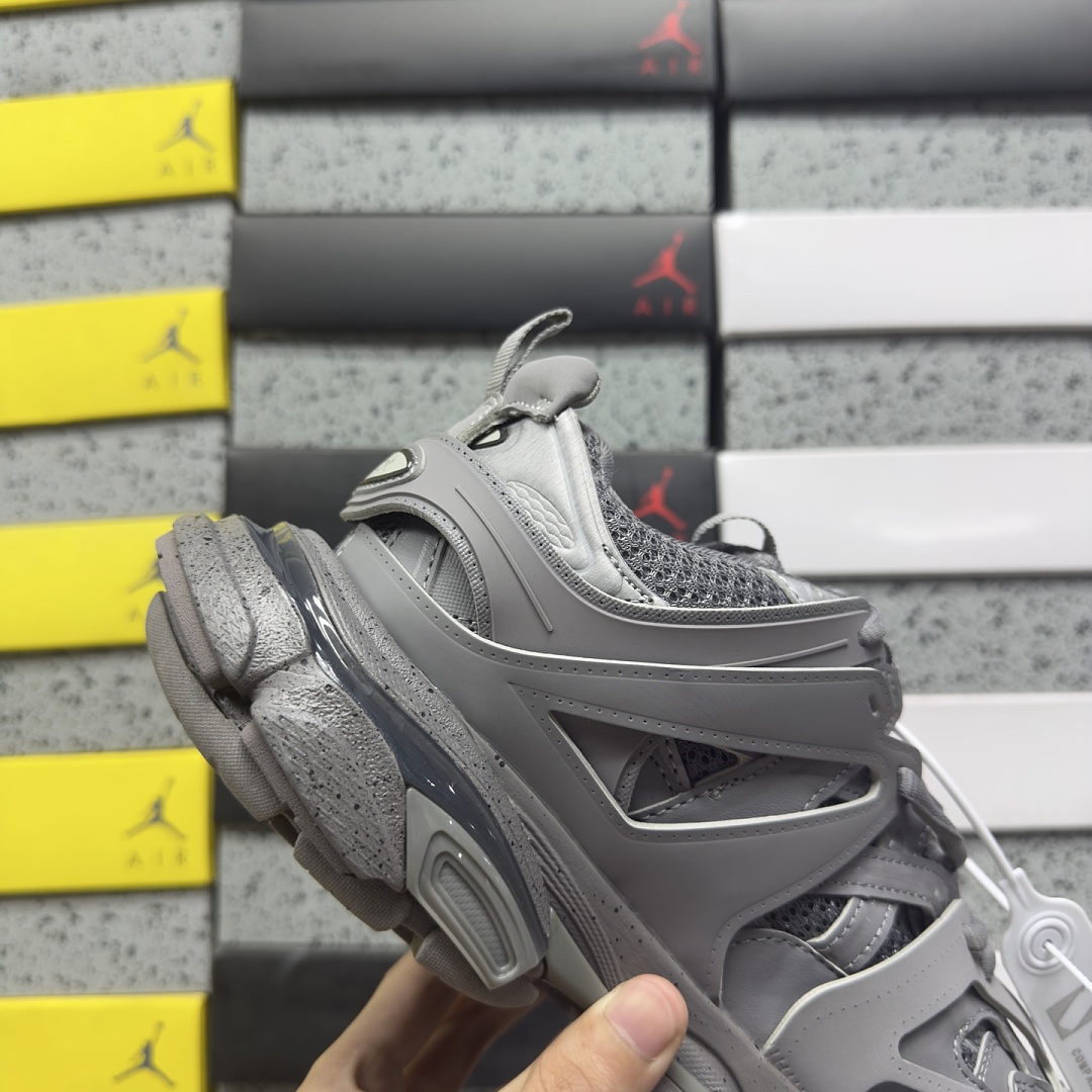 Balenciaga BLCG Track 1259 (Grey) - Image 2
