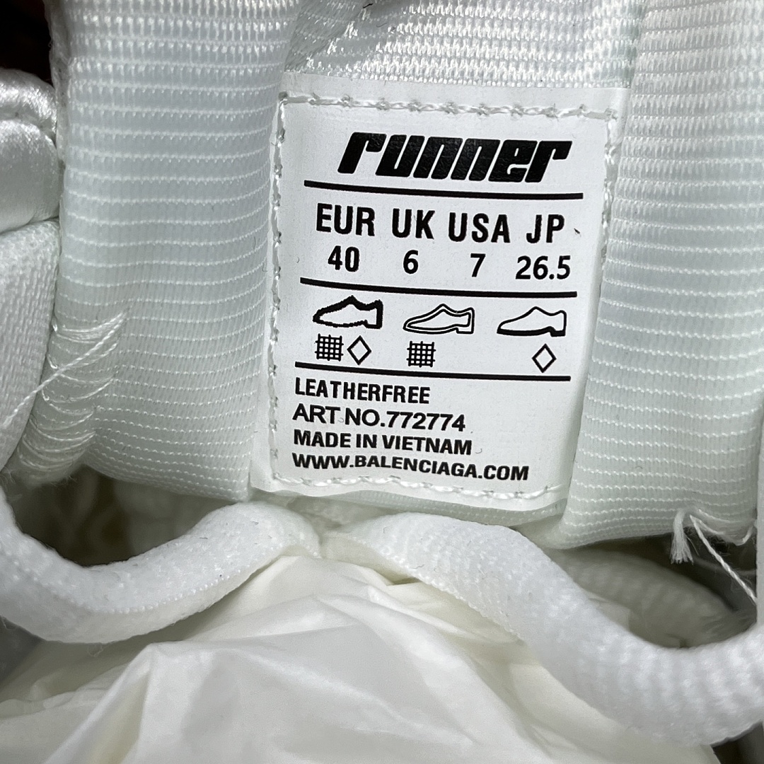 Balenciaga BLCG Runner 7.5 - Image 10