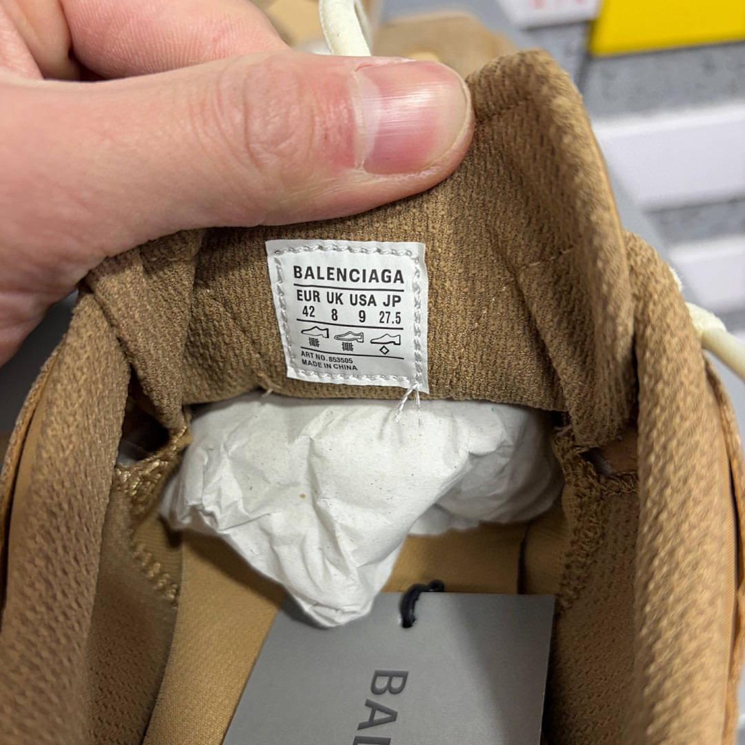 Balenciaga Monday UItra 21 Gen - Image 4