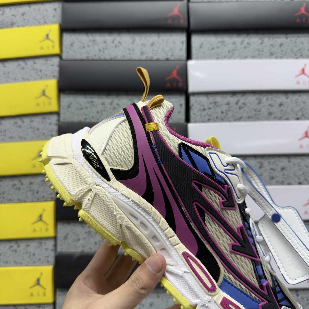 Off-White Be Right Back - Image 3