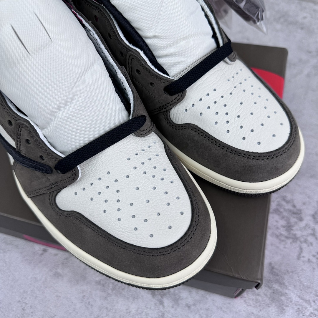 Chanel Jordan 1 Retro High OG SP Travis Scott (Mocha) - Image 5