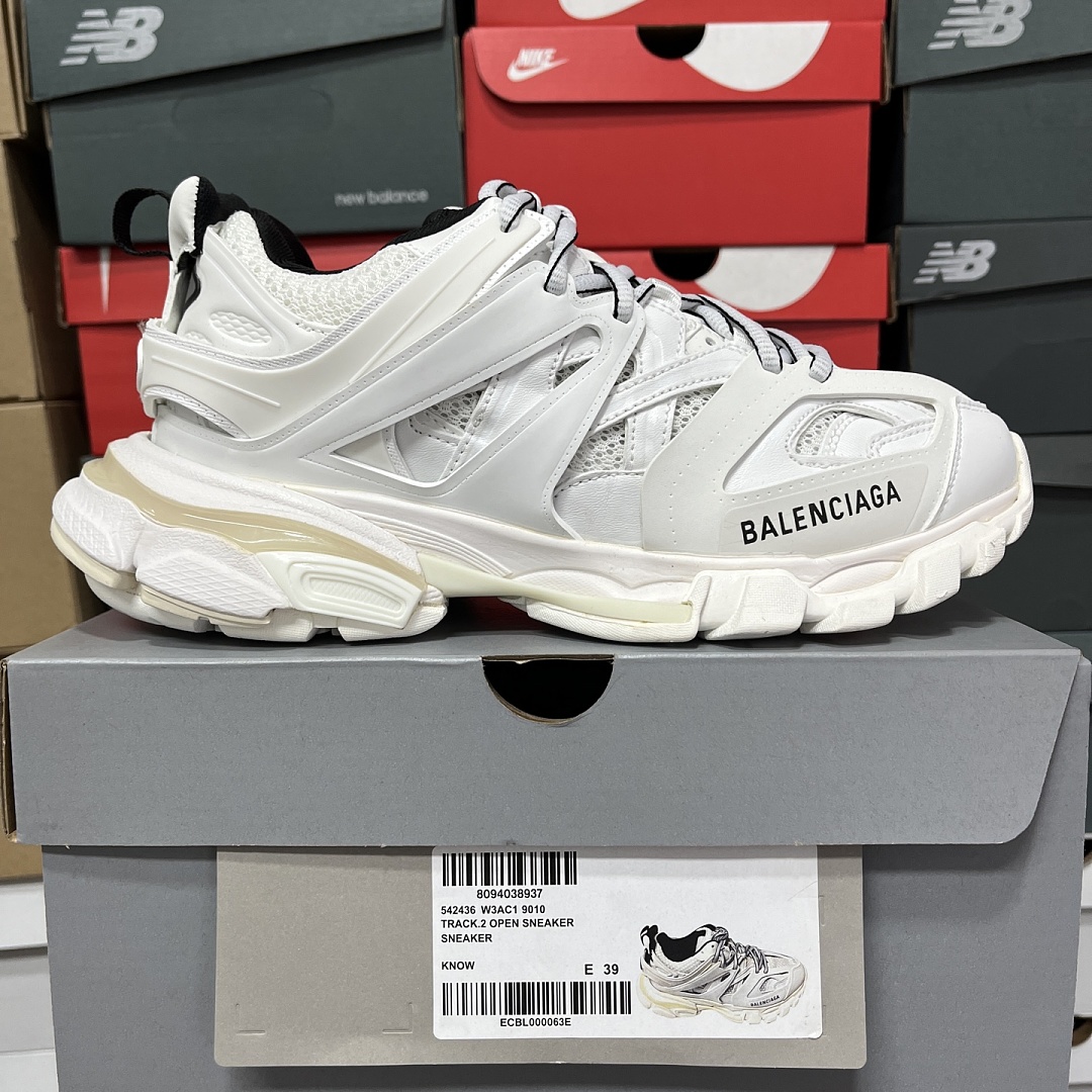 Balenciaga BLCG Track - Image 118