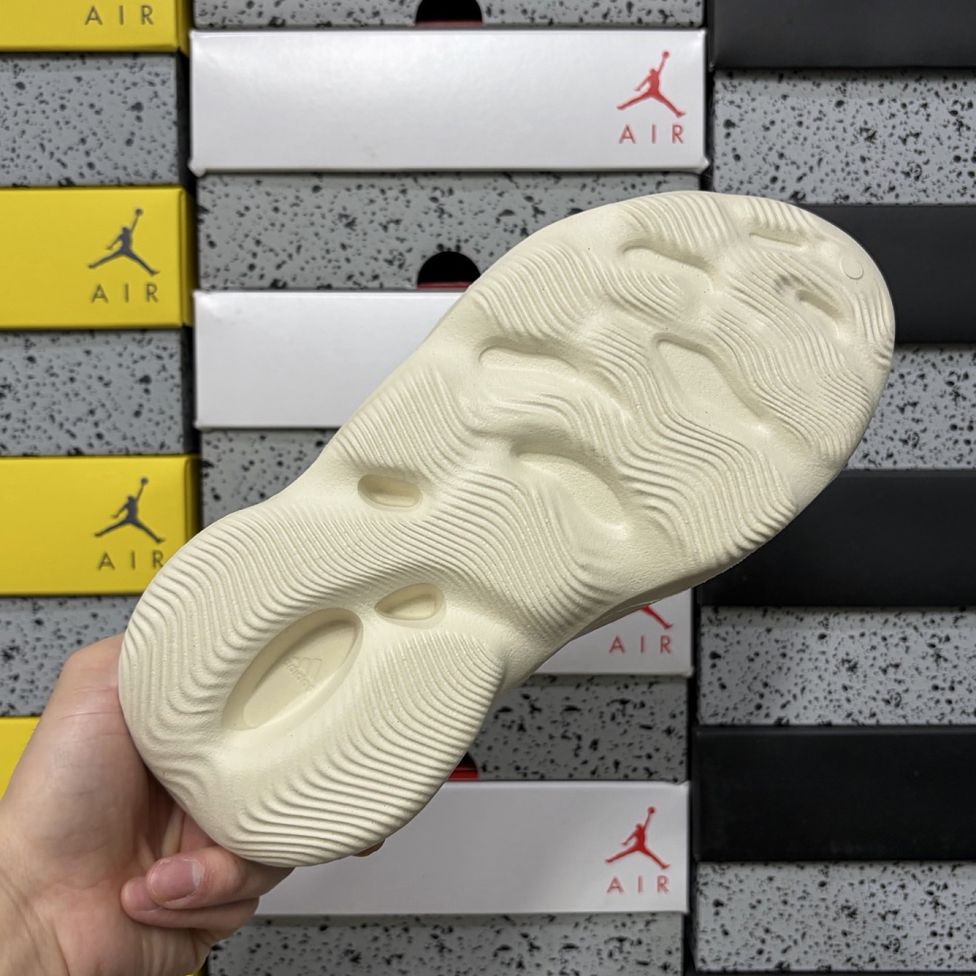 Adidas Yeezy Foam RNNR Sand Clogs - Image 10