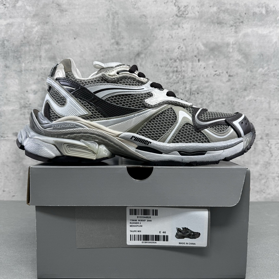 Balenciaga Runner 2.0 - Image 51