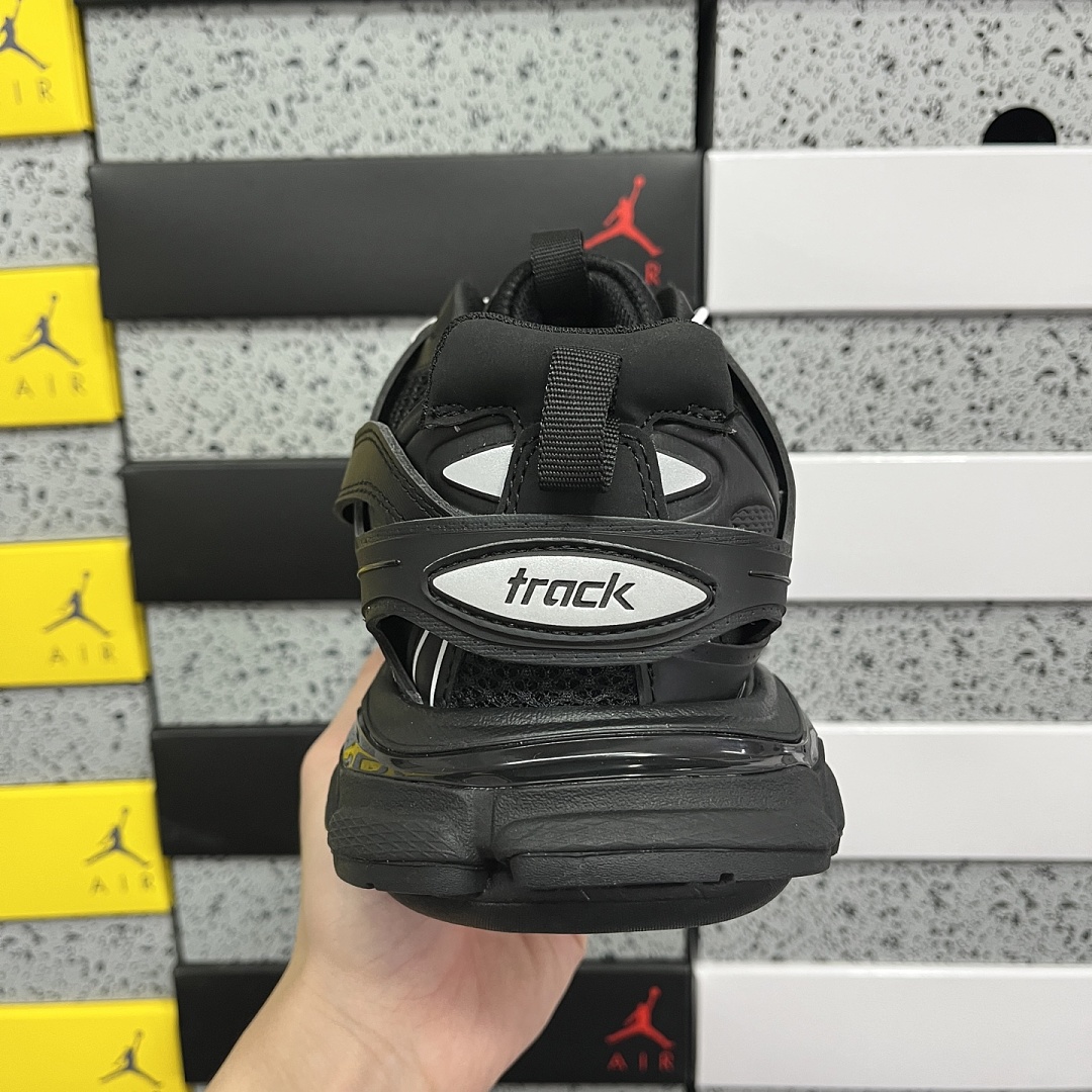 Balenciaga Track - Image 5