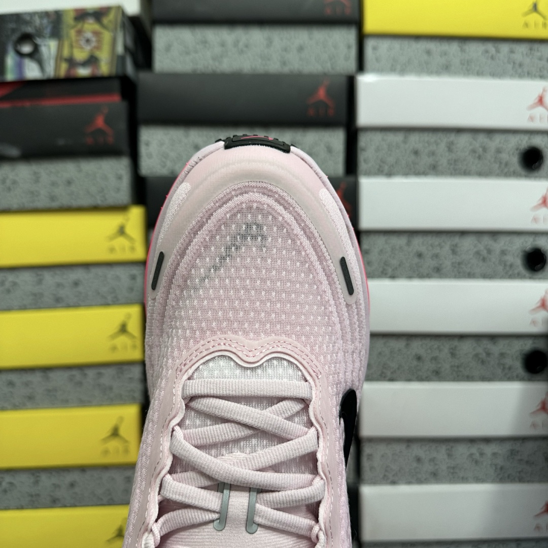 Nike Vomero Plus Pink Foam Hyper - Image 7