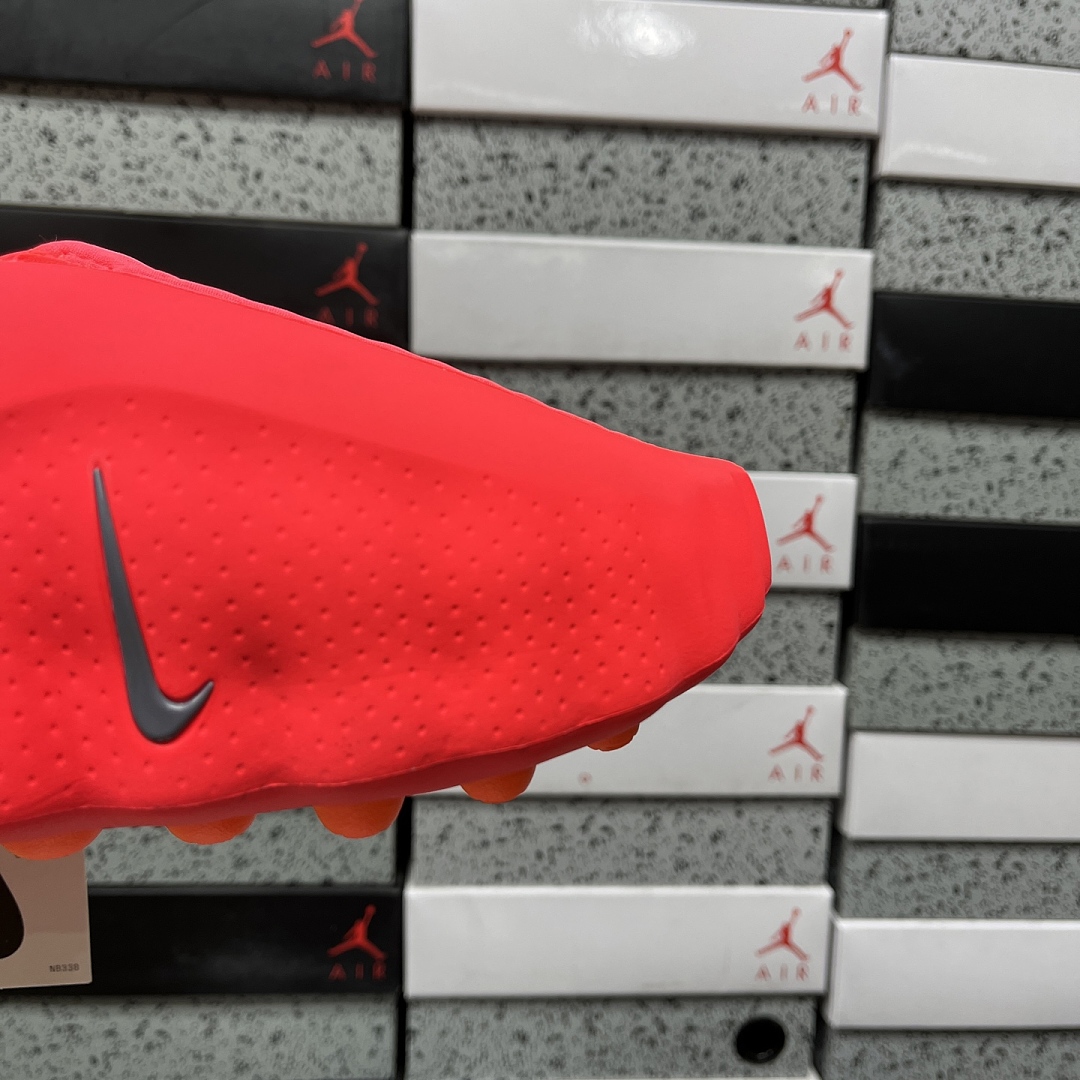 Nike Mind 001 Slide Solar Red HQ4309-600 - Image 3