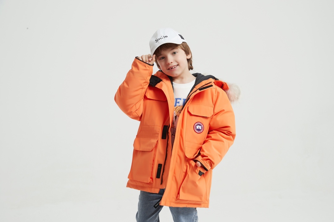 Canada Goose Children's Wear 7 - Image 11