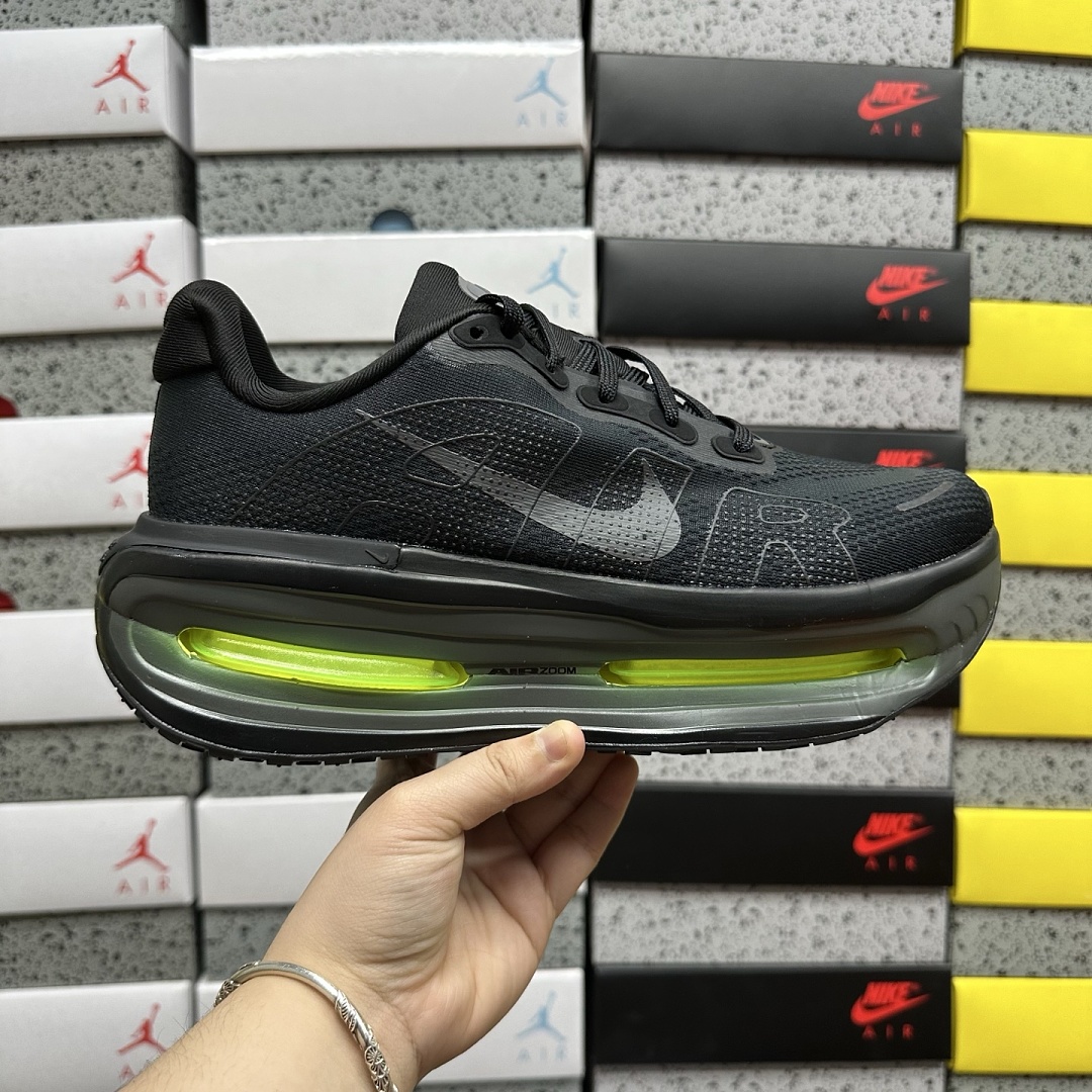 Nike Vomero Premium Black Volt - Image 6