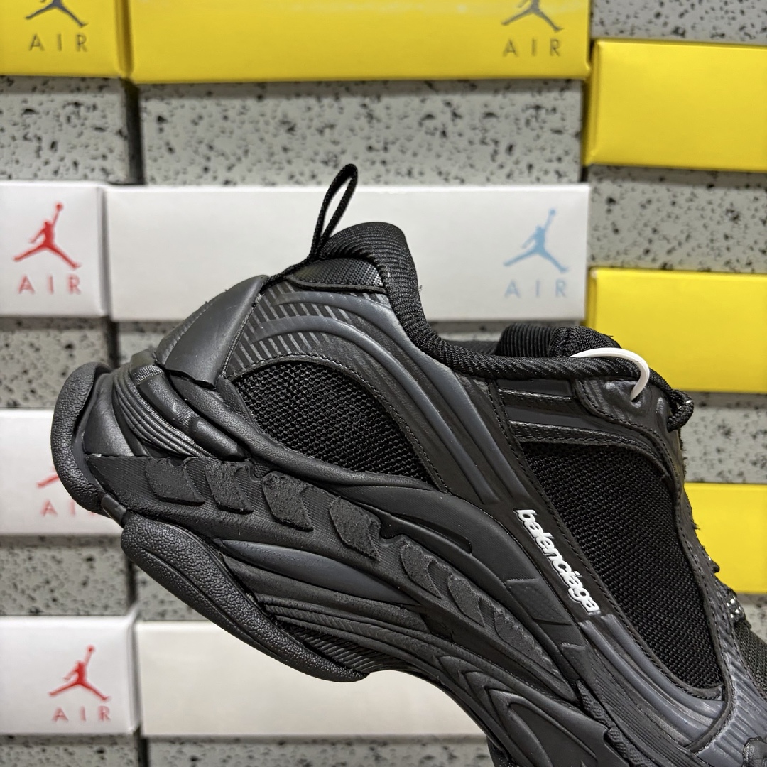 Balenciaga Triple S 2 - Image 9