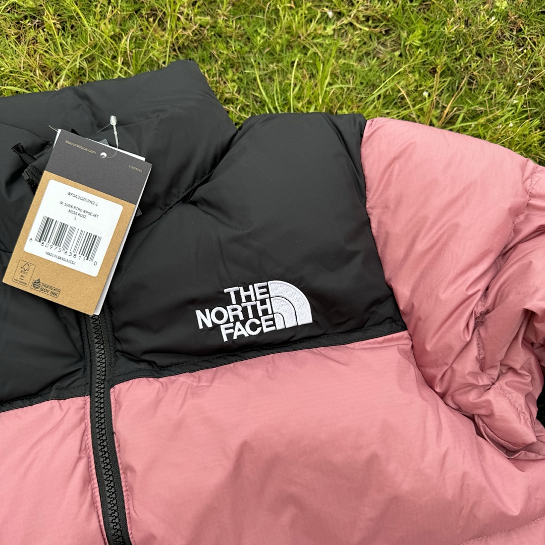 The North Face TNF 1996 Retro Nuptse 700 Fill Packable Jacket - Image 97