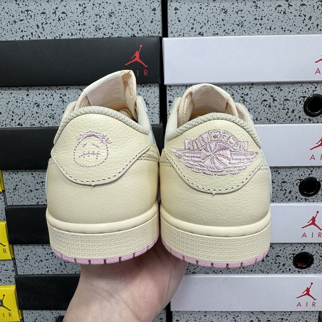 Nike Jordan 1 Retro Low OG SP Travis Scott Shy (Pink) - Image 5