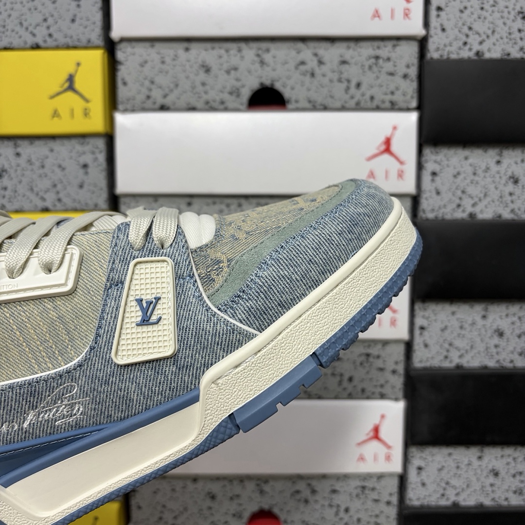 Louis Vuitton Trainer - Image 5