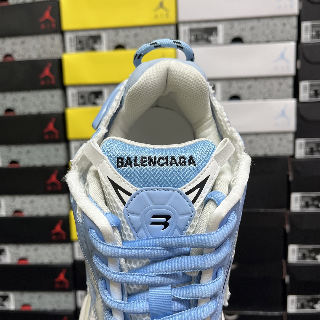 Balenciaga BLCG Runner 7.0 - Image 6