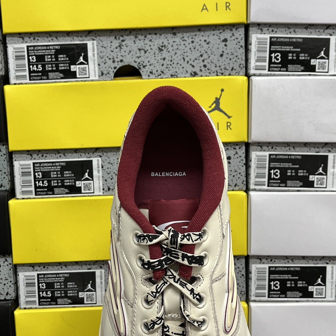 Balenciaga Hamptons Sneakers - Image 4