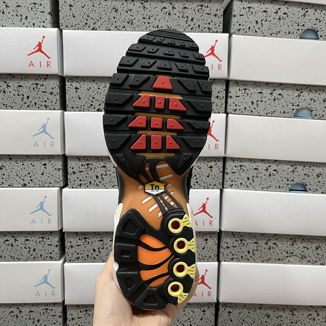Nike Air Max Plus Swarovski Sunset - Image 2