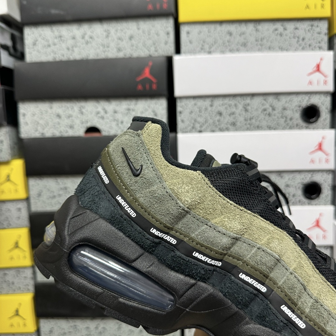 Nike Air Max 95 SP Undefeated Geo La Brea Medium Olive UND (Military Green) - Image 6