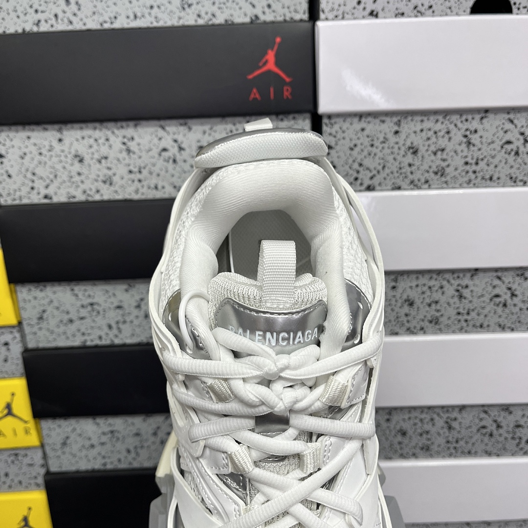 Balenciaga Track - Image 3