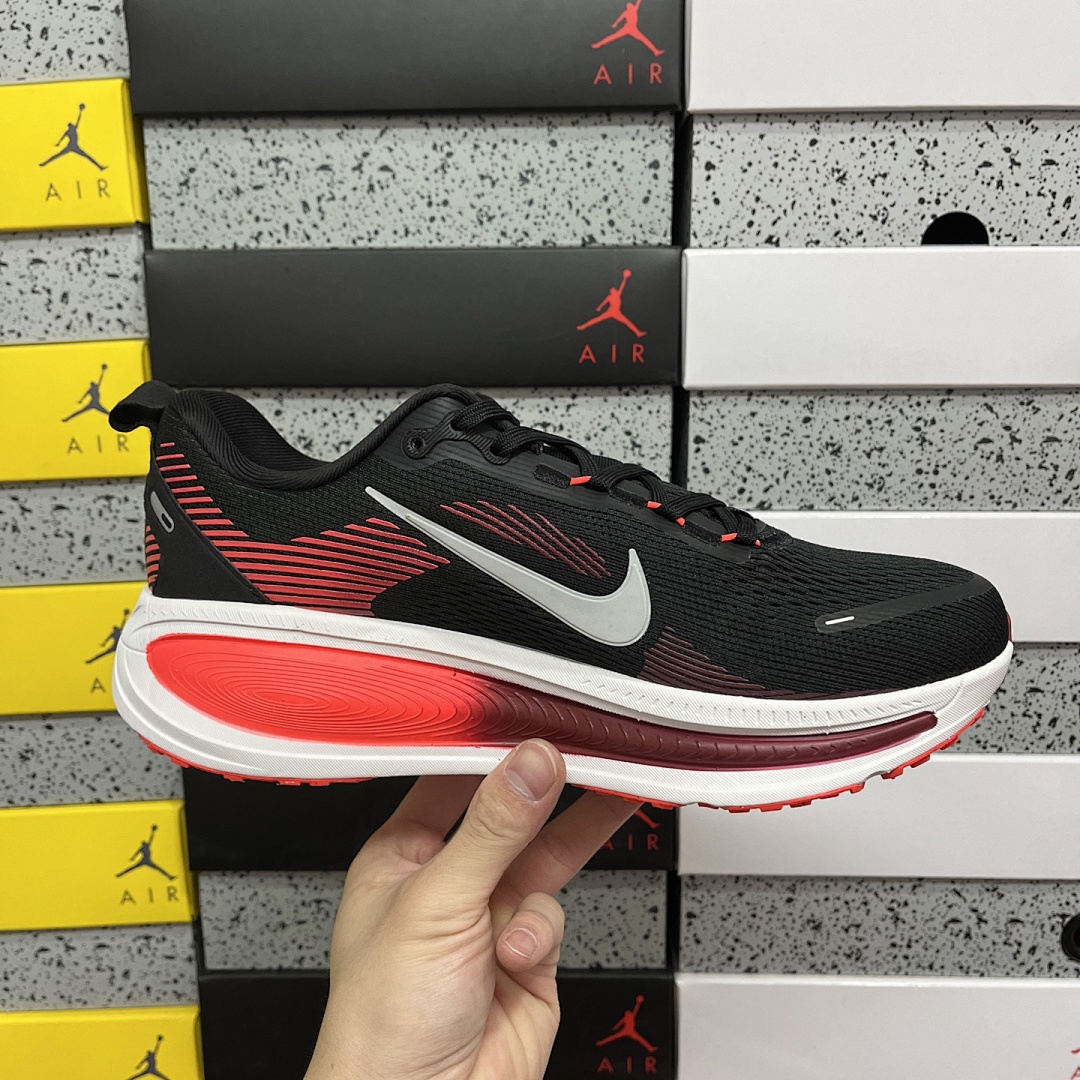 Nike Zoom Vomero - Image 8