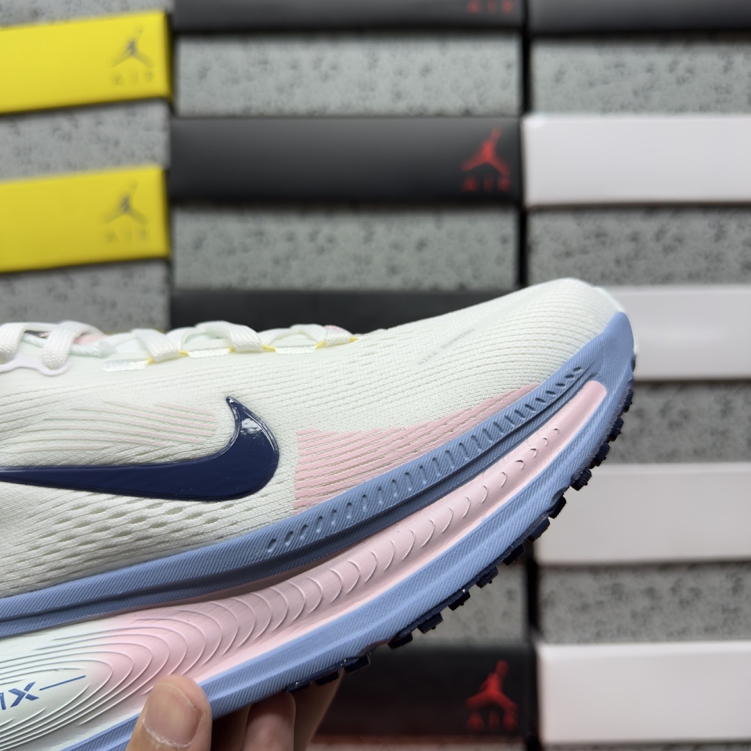 Nike Vomero 18 White Work Blue Barely (Green) - Image 9