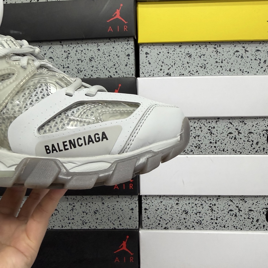 Balenciaga Track - Image 17