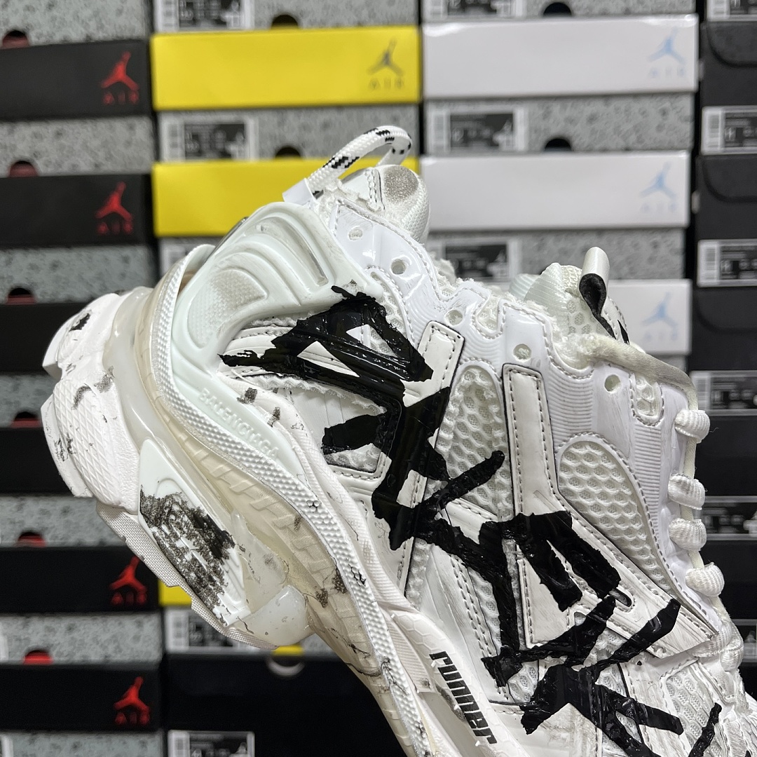 Balenciaga BLCG Runner 7.0 A9 9008 - Image 2