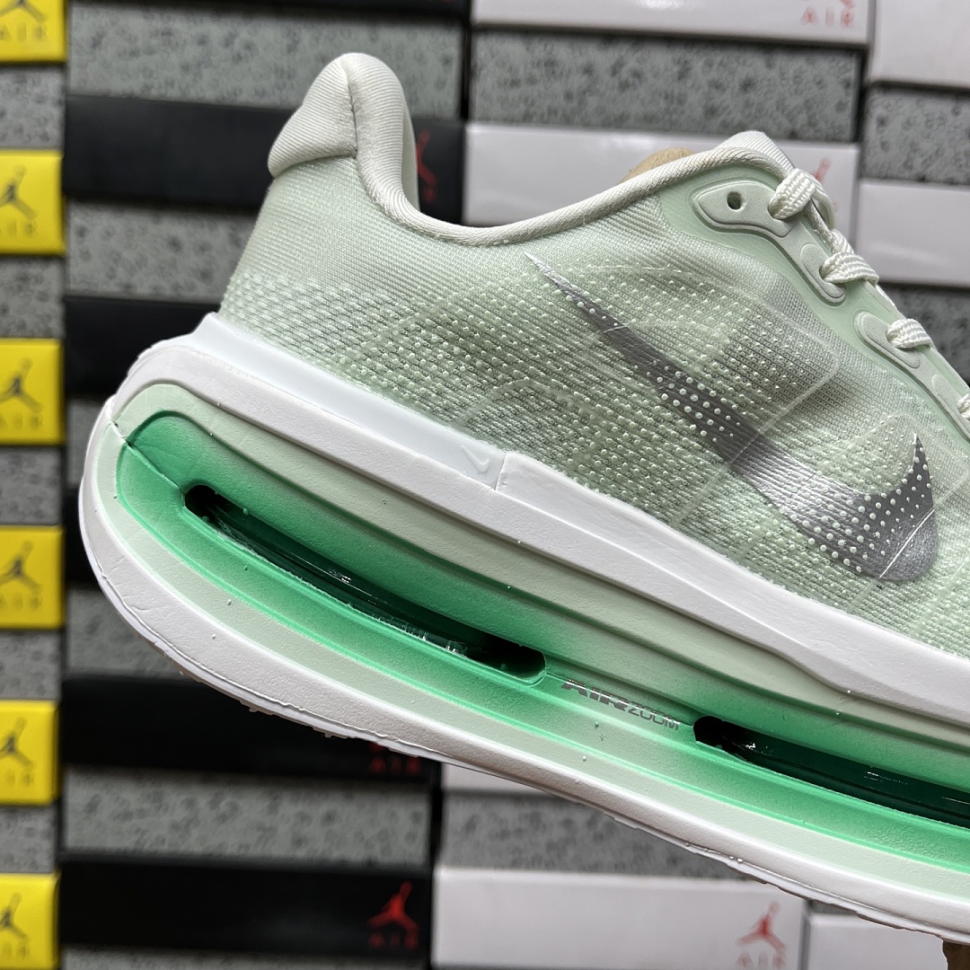 Nike Vomero Premium Barely (Green) - Image 6